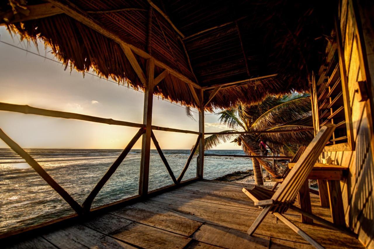 Slickrock Belize Adventures Glovers Reef Exterior photo